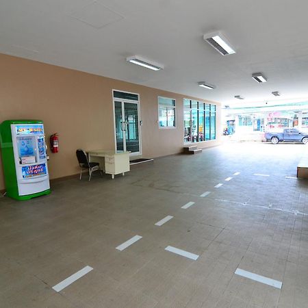 The Best Place Samut Prakan Exterior photo