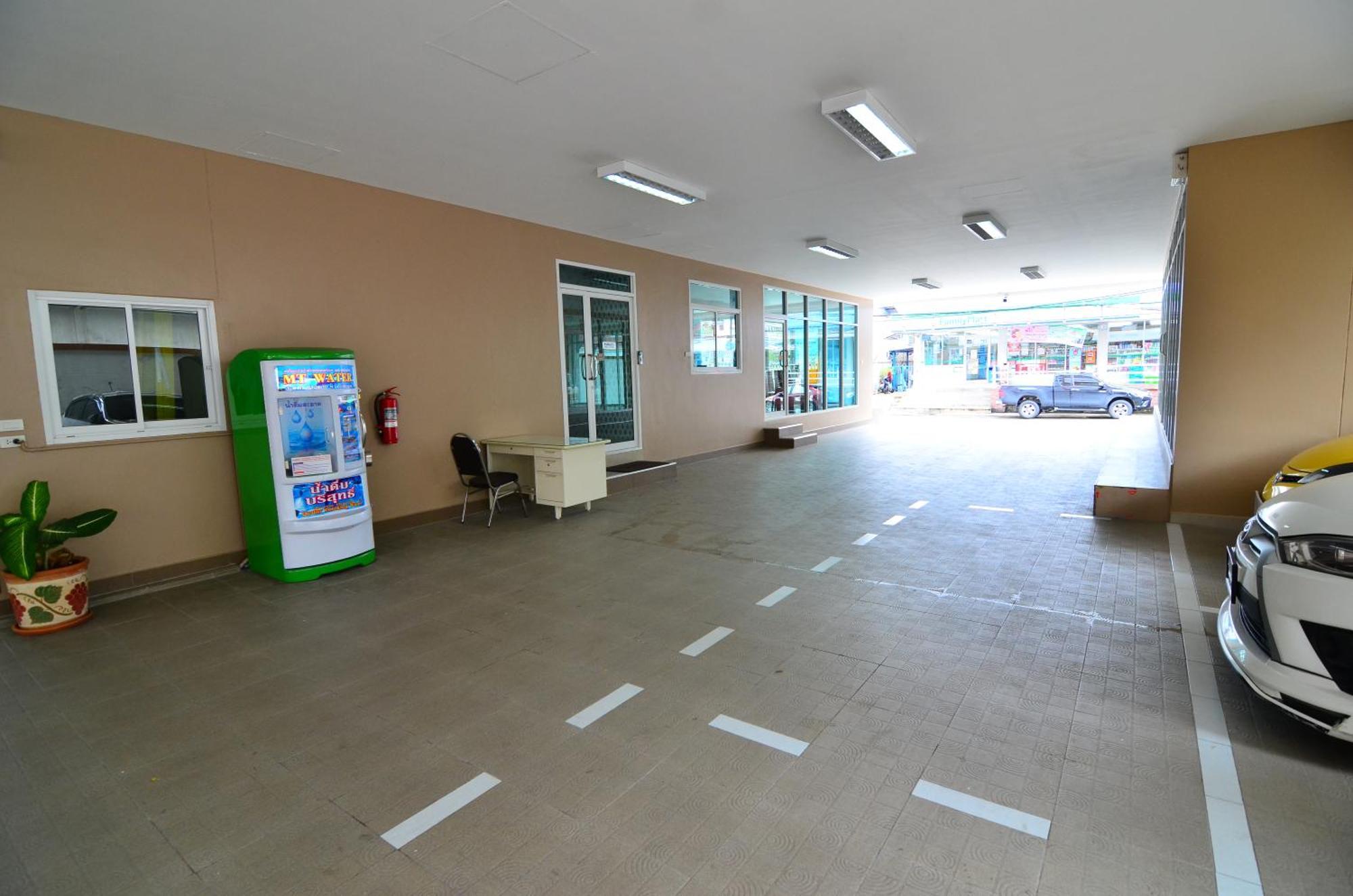 The Best Place Samut Prakan Exterior photo
