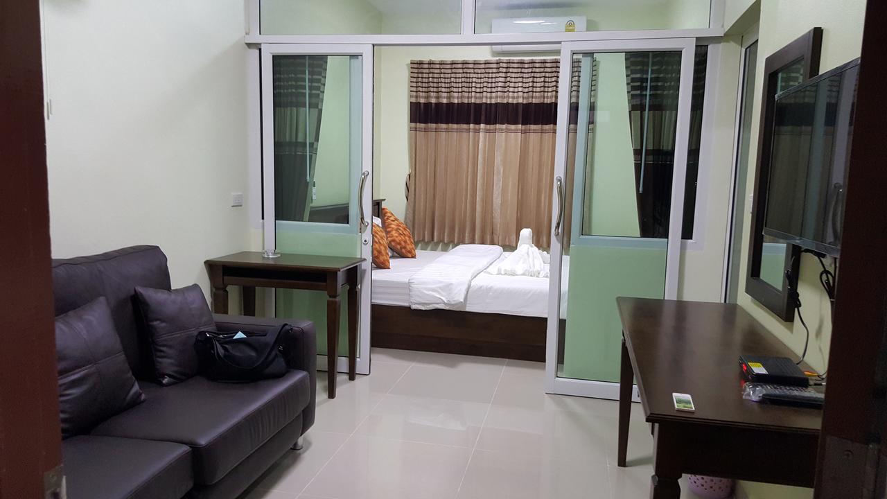 The Best Place Samut Prakan Exterior photo