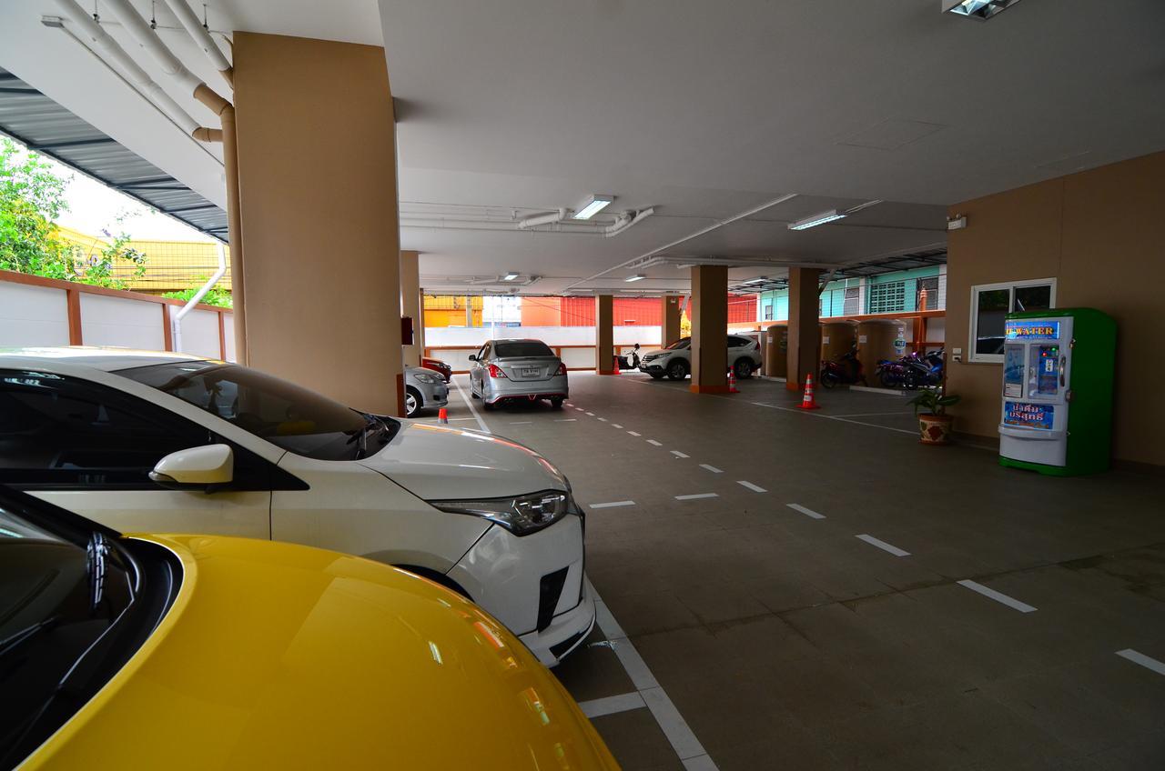 The Best Place Samut Prakan Exterior photo