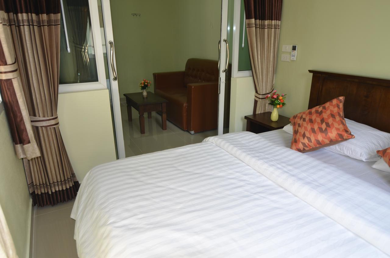 The Best Place Samut Prakan Exterior photo