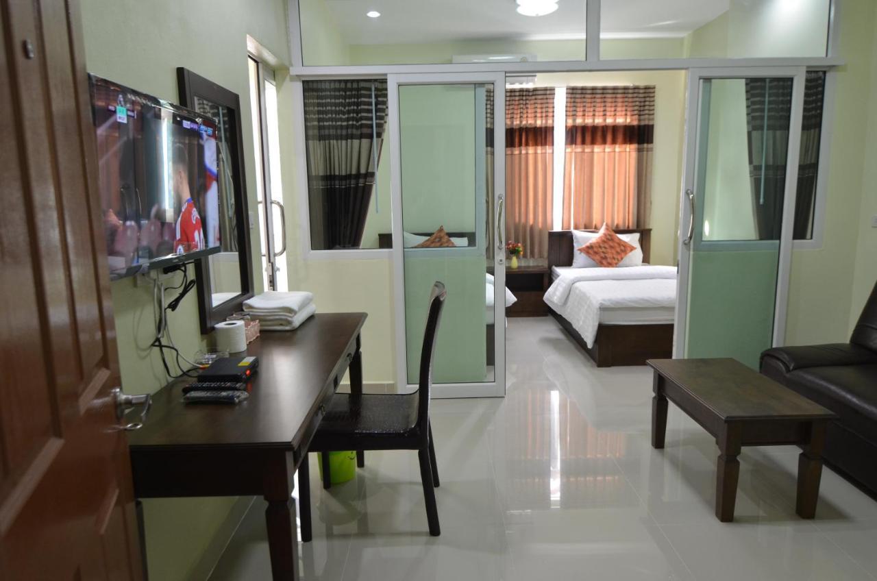 The Best Place Samut Prakan Exterior photo